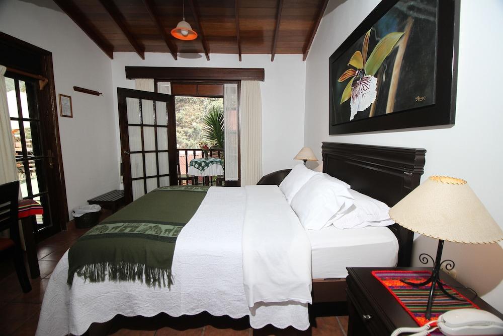 Gringo Bill's Boutique Hotel