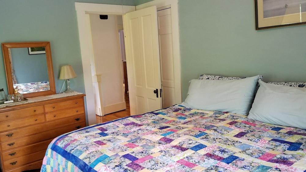 The Farmstand Bed & Breakfast