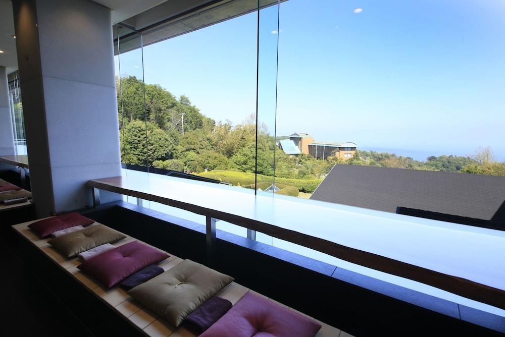 Soratoniwa Atami Izusan