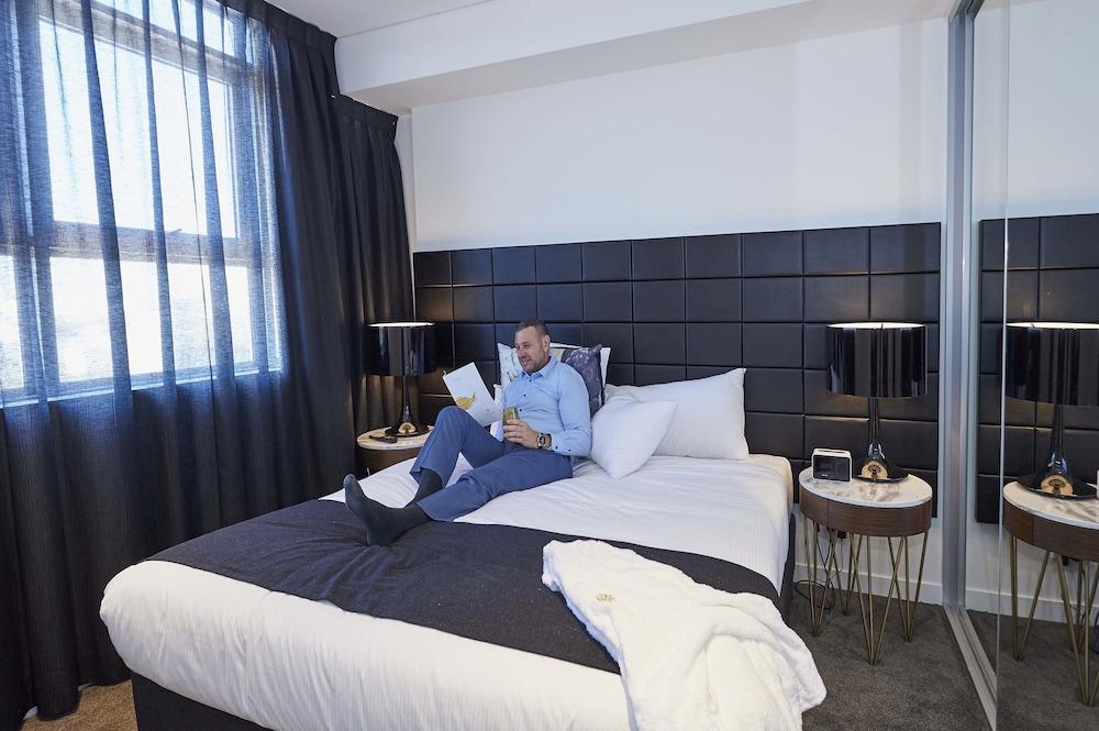 Silkari Suites Chatswood