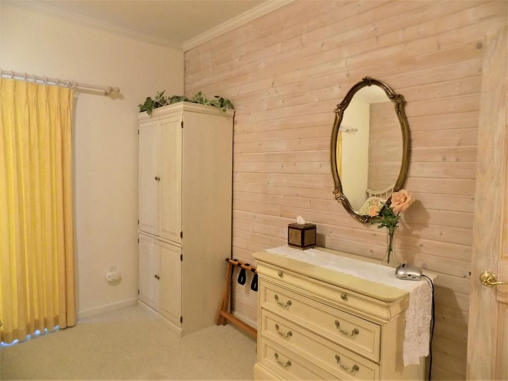 The Rukmapura Park Hotel