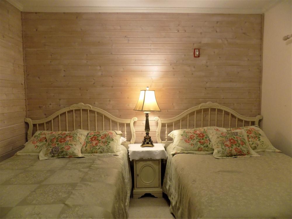 The Rukmapura Park Hotel