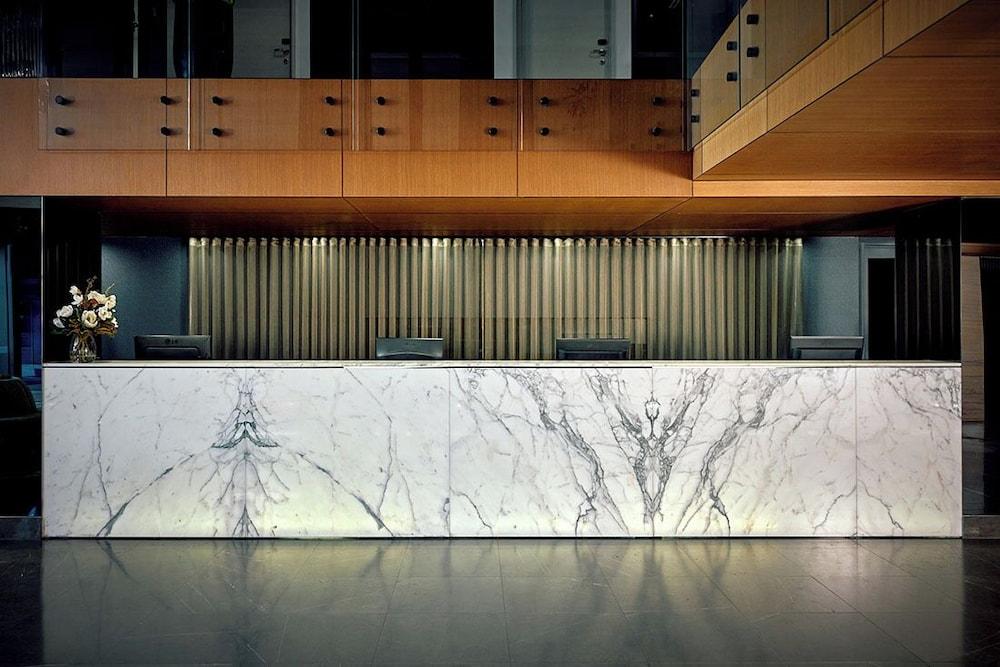 Meriton Suites North Sydney