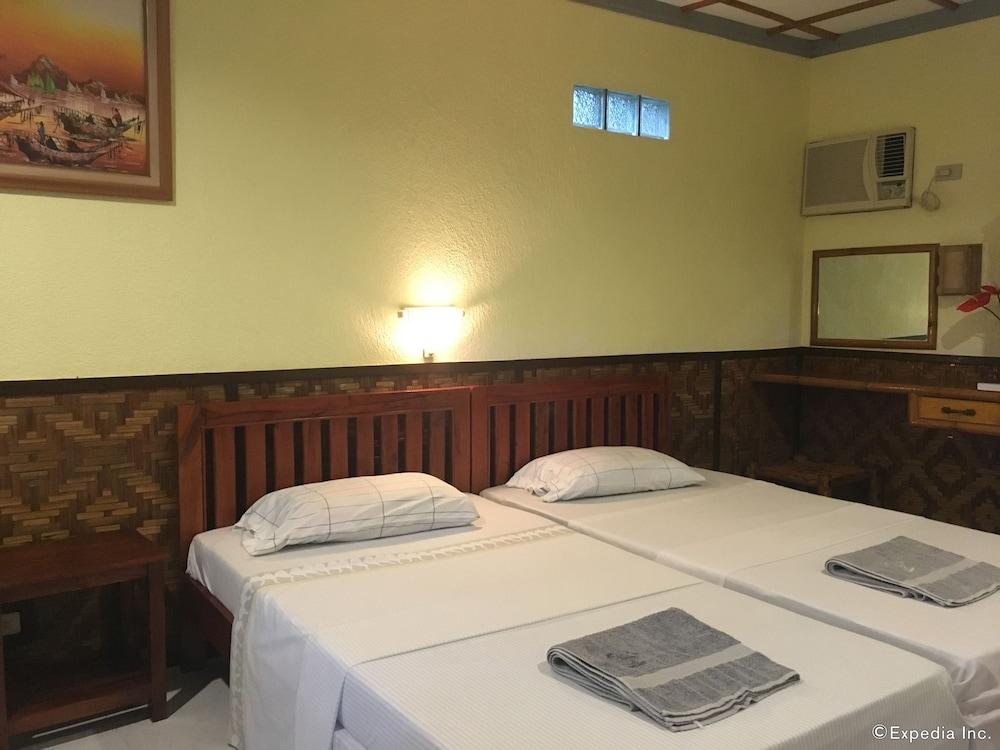 Love's Beach and Dive Resort