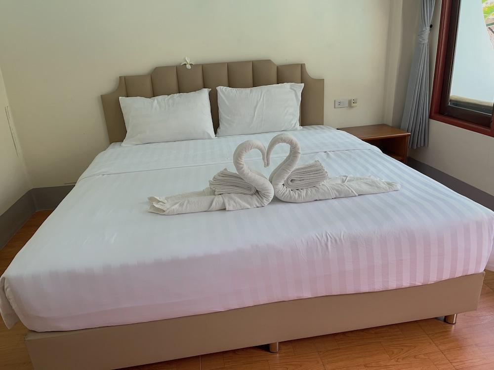 Bamboo at Koh Chang Resort