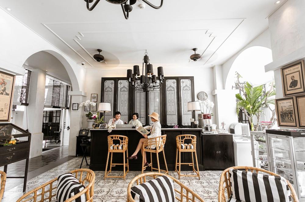 99 The Heritage Hotel