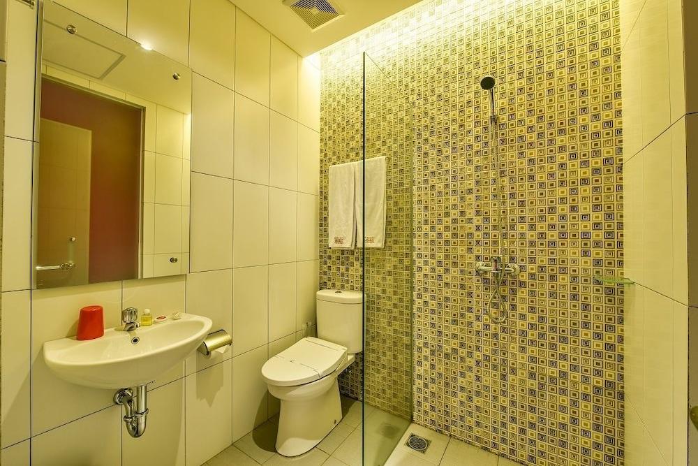 Cherry Homes Express Hotel