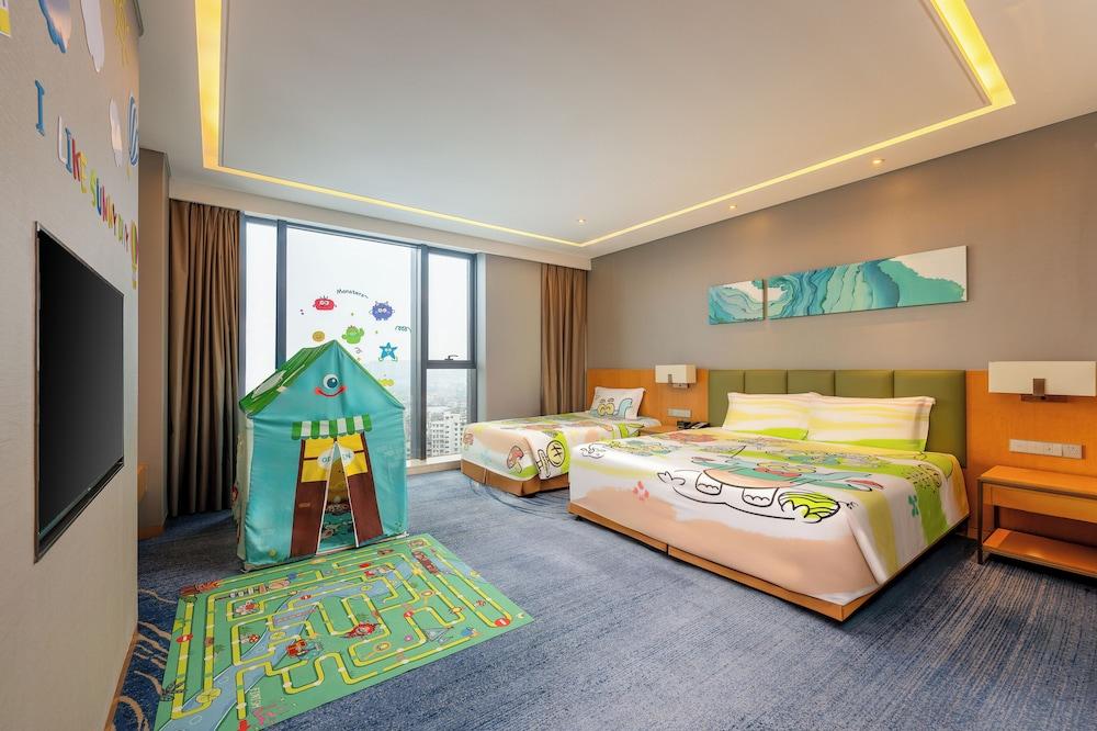 Holiday Inn Neijiang Riverside by IHG