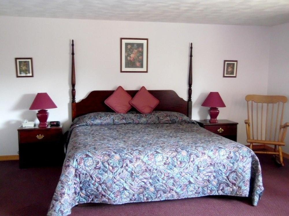 Redclyffe Shore Motor Inn