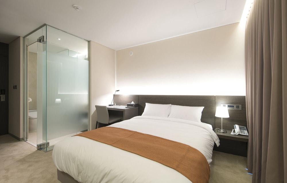 Grand Mer Hotel Jeju