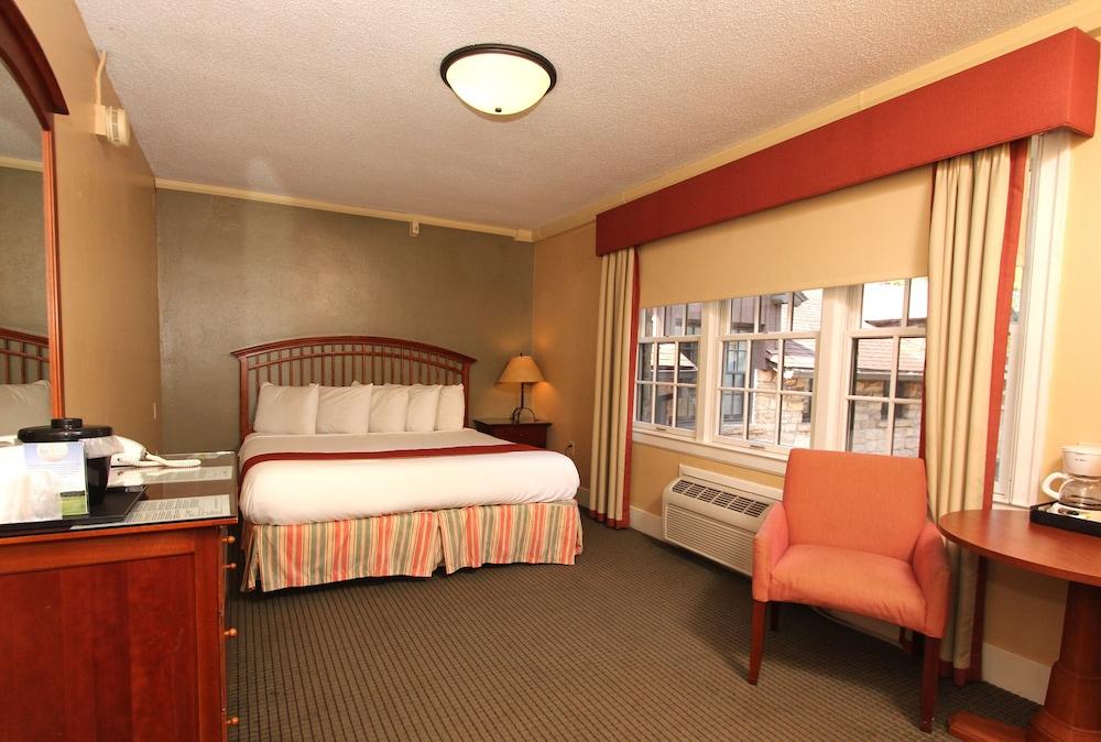 Cumberland Falls State Resort Park