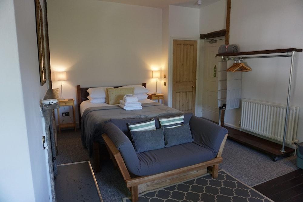 Lake View Country House and Self-catering Apartments