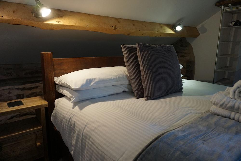 Lake View Country House and Self-catering Apartments