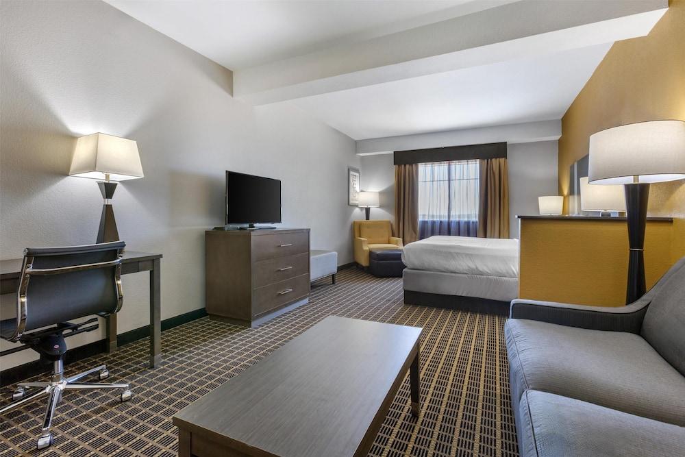 Best Western Plus Lampasas Inn & Suites