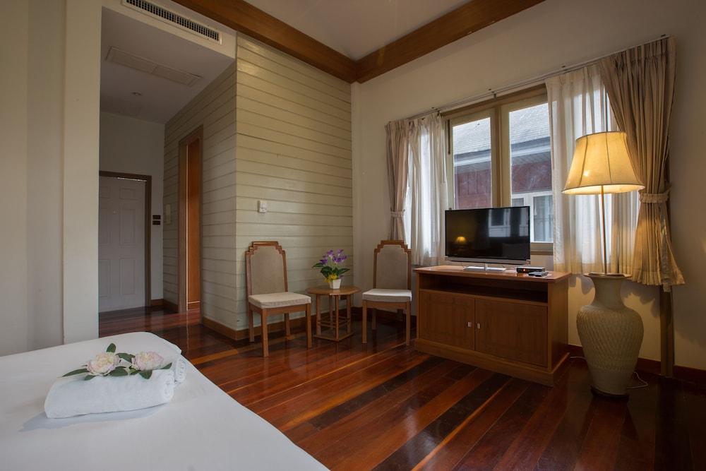 Starlite Khaoyai Hotel and Resort