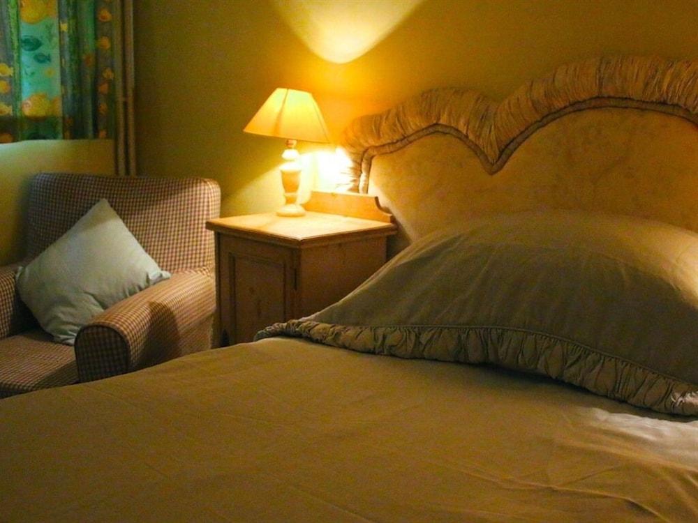 Stone House Bed and Breakfast