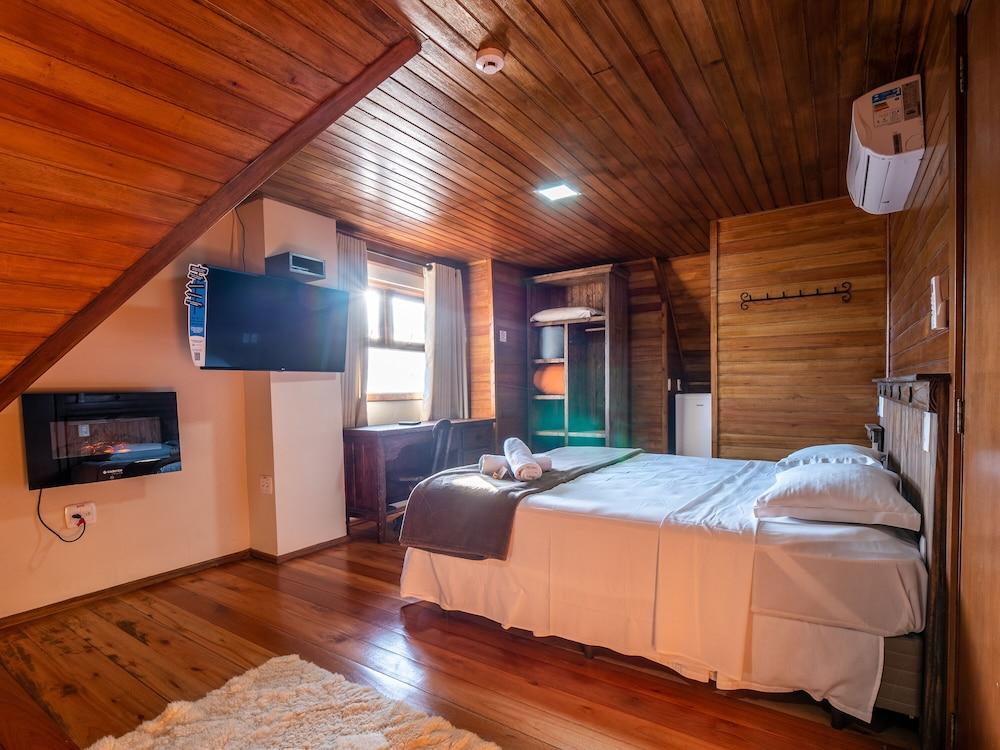 Alameda Alegra Hotel