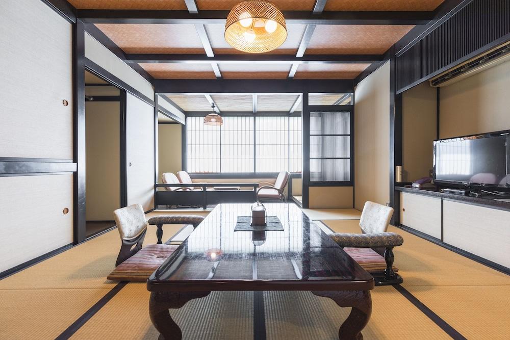 Hana No Omotenashi Nanraku