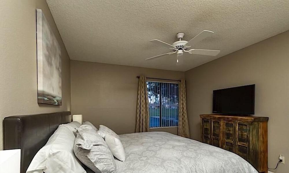 Endless Summer By Signature Vacation Rentals