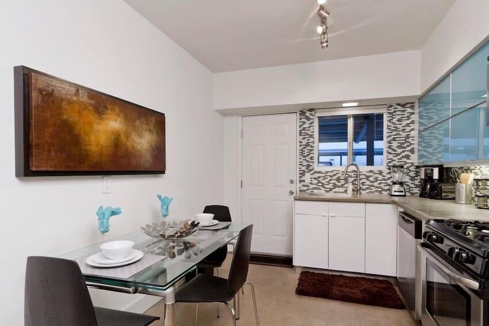 Old School By Signature Vacation Rentals