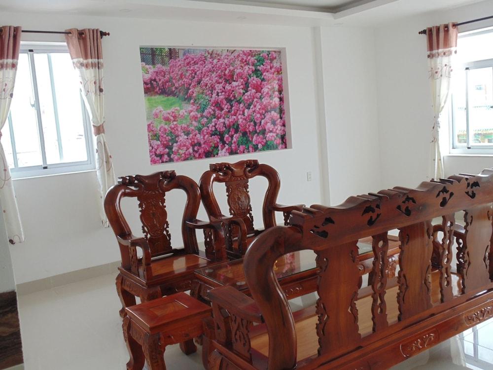 Tung Huong Hotel