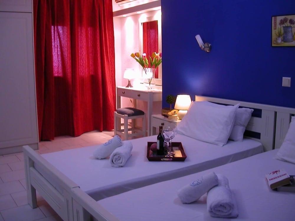 Terpsichori Villa & Apartments