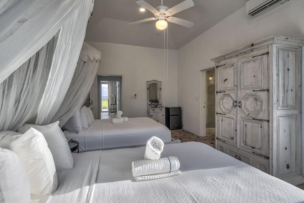 La Bougainvillea Hotel and Villas