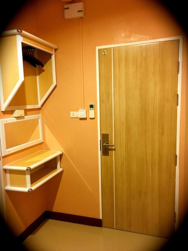 Urban Hostel Bangkok