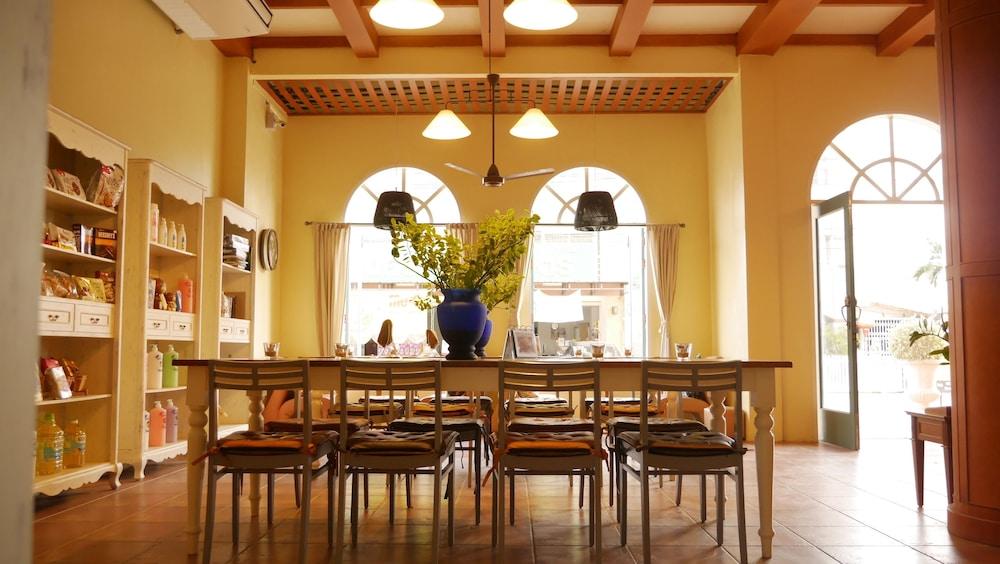 WangPla Villa Resort