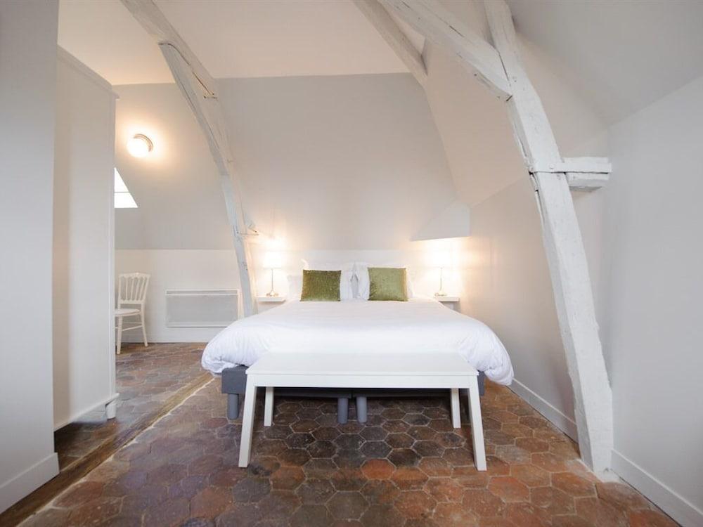 Villa Clément Sens Appart'hôtel