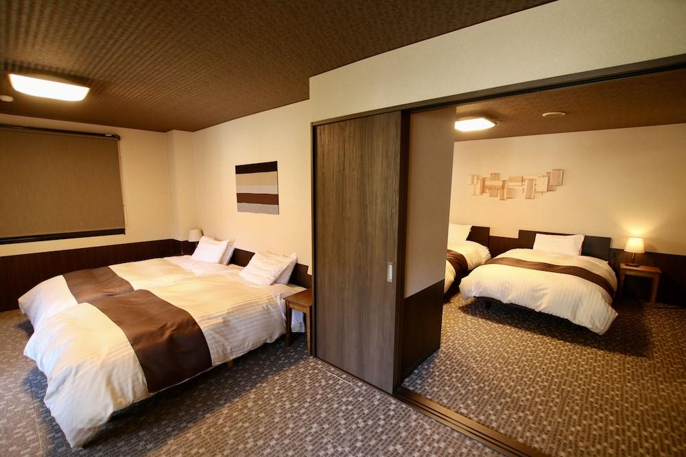 Kutsurogijuku Shintaki