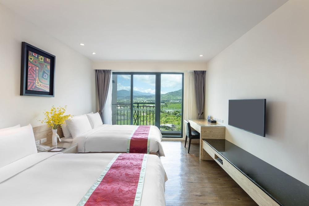 Naruwan Galaxy Place