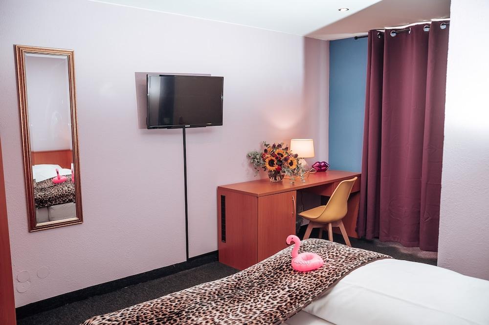 SmartHotel Flamingo self-check-in