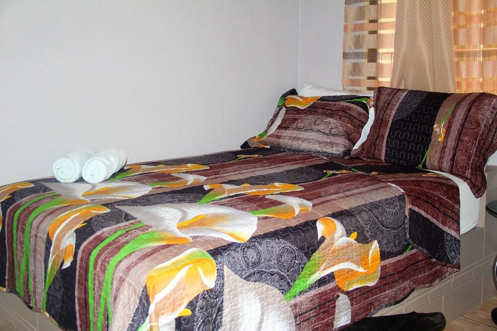 Cabinas Mansión Tropical Quepos