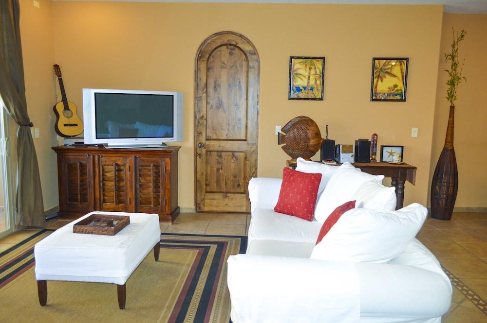 Bella Sirena Rocky Point by Castaways