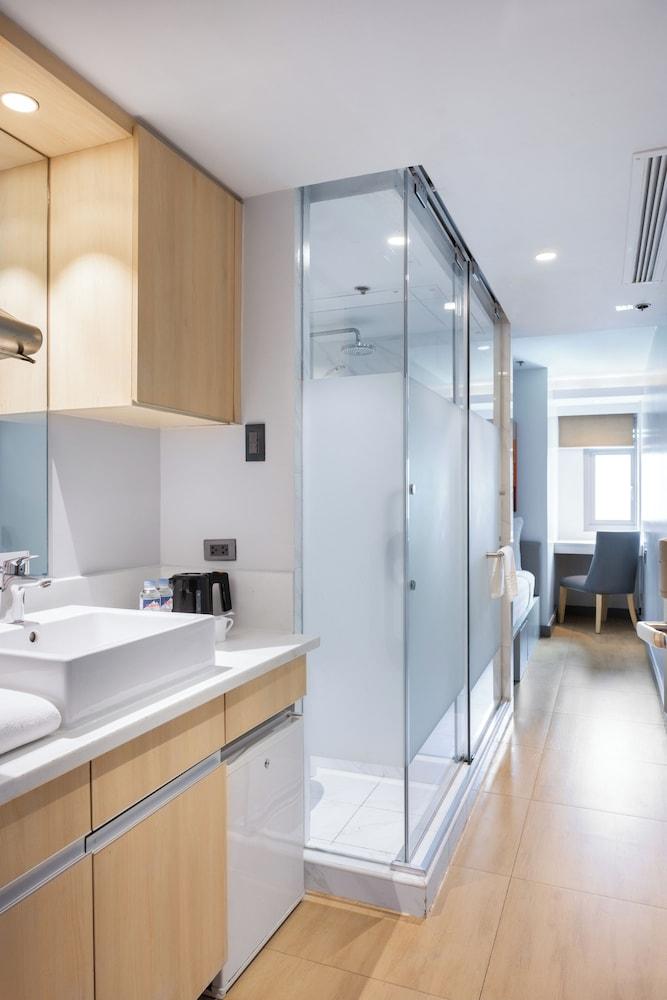 The Mini Suites - Eton Tower Makati
