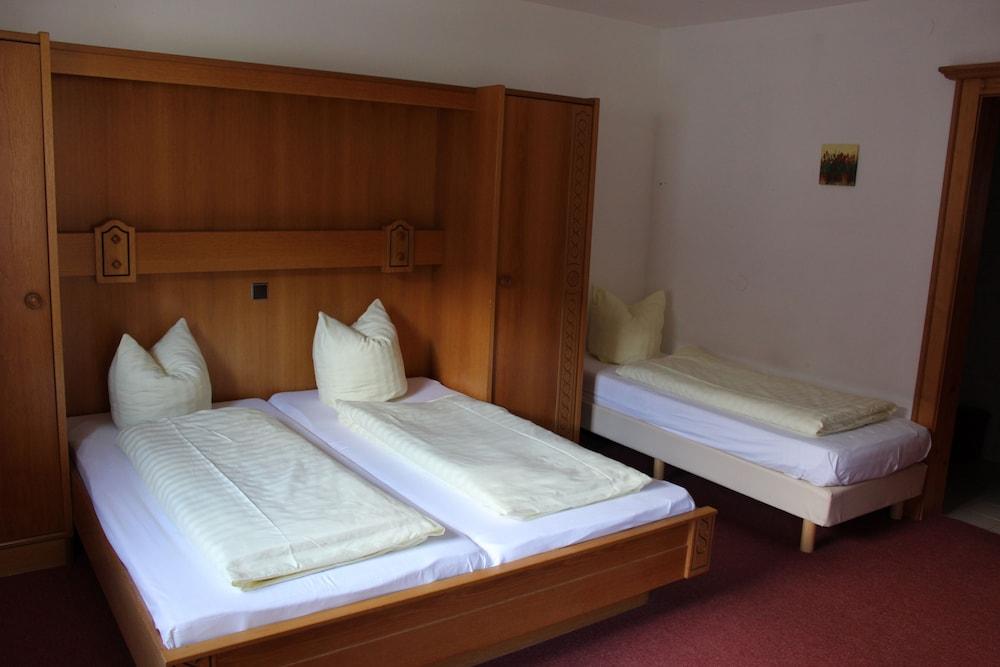 Hotel Pension Almrose