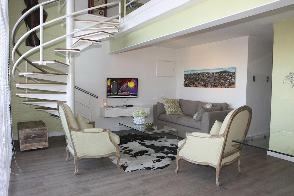 The Studios 315 by CTHA