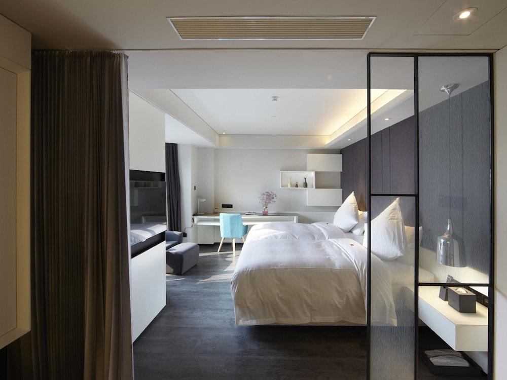 Mercure Yangzhou Dongguan Street