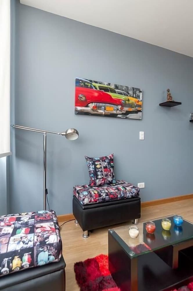 Las Palmas Apartment 306