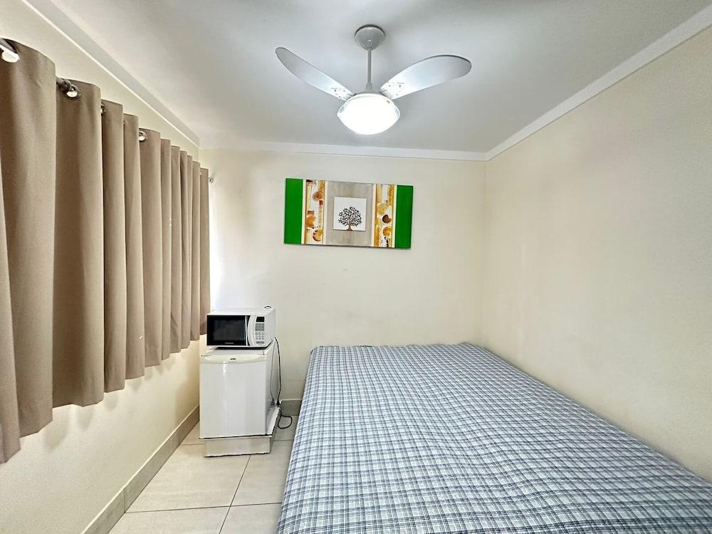 Lacqua DiRoma II Via Caldas