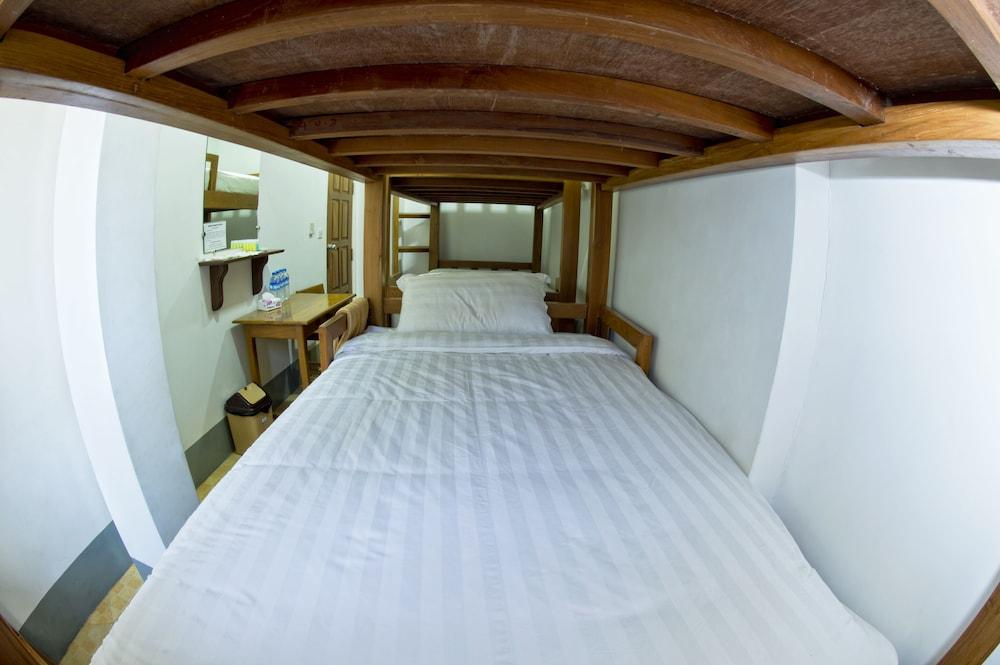 Season B&B - Ngapali - Hostel