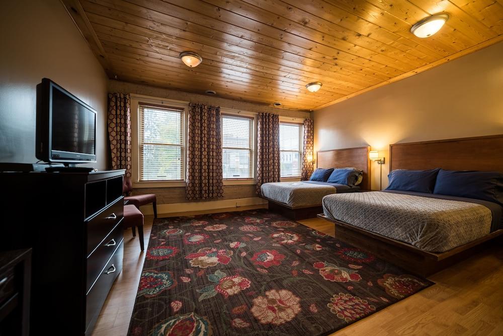 The Walnut Street Inn