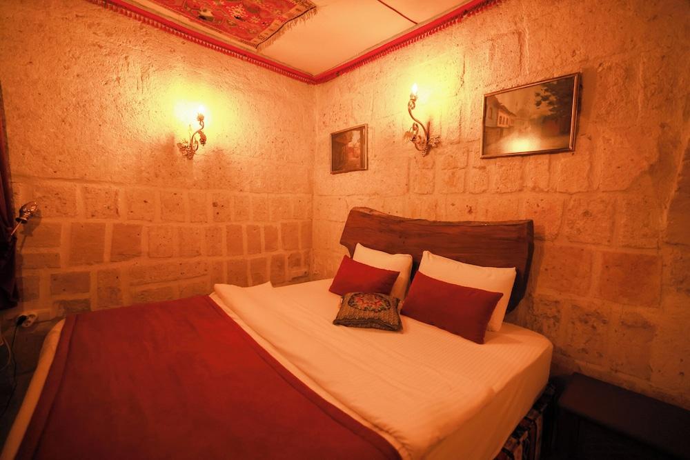 Cappadocia Nar Cave House & Swimming Pool