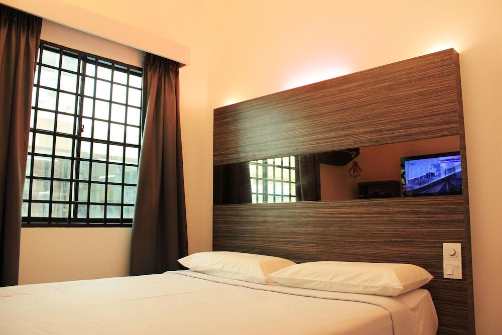 Time Hotel Kuchai Lama