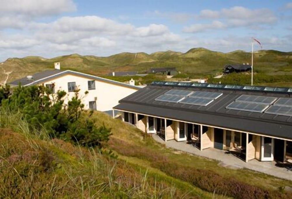 Henne Mølle Å Badehotel