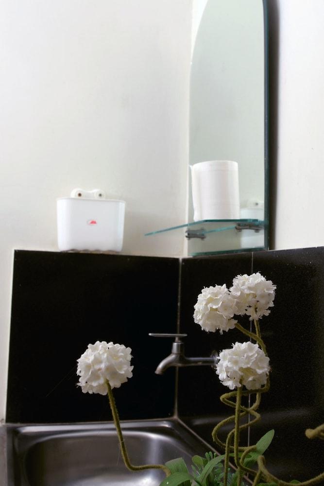 Bantal Guling Villa Bandung