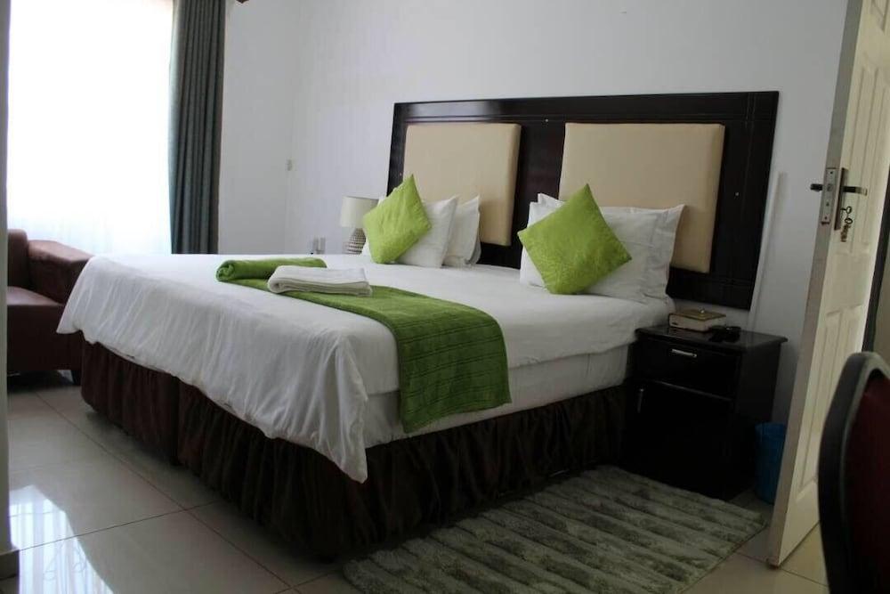 Overflow Guest House