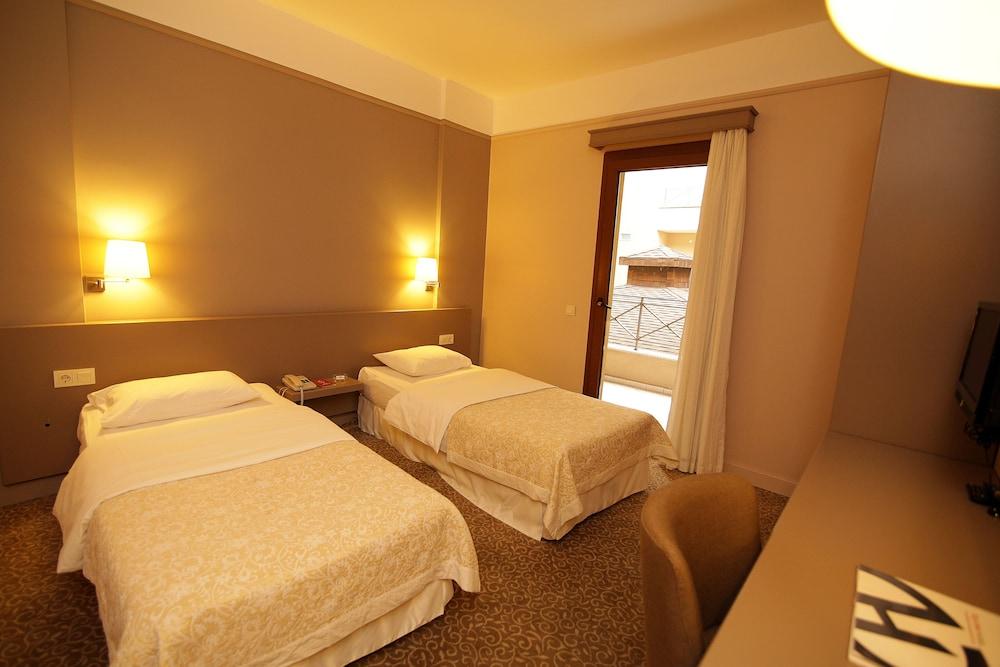 Grand Cavusoglu Hotel