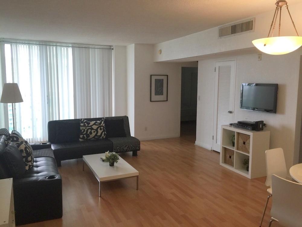 Hollywood Beach Side Apartments